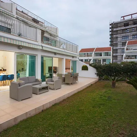 Bay View Gardens By Trulycyprus Апартаменты Лимасол