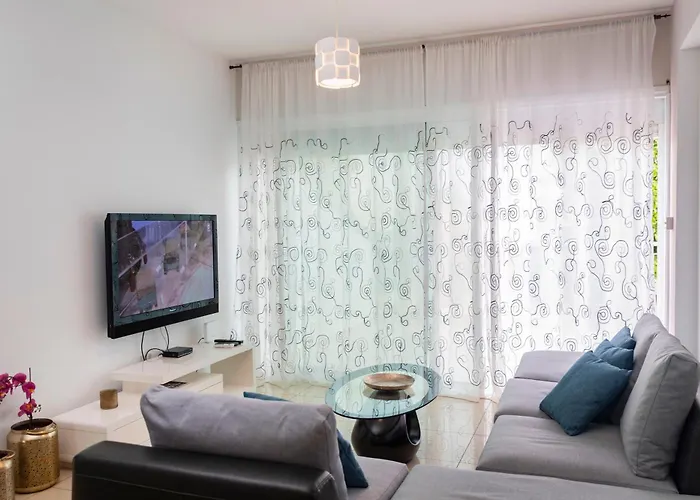 Bay View Gardens By Trulycyprus Apartment *