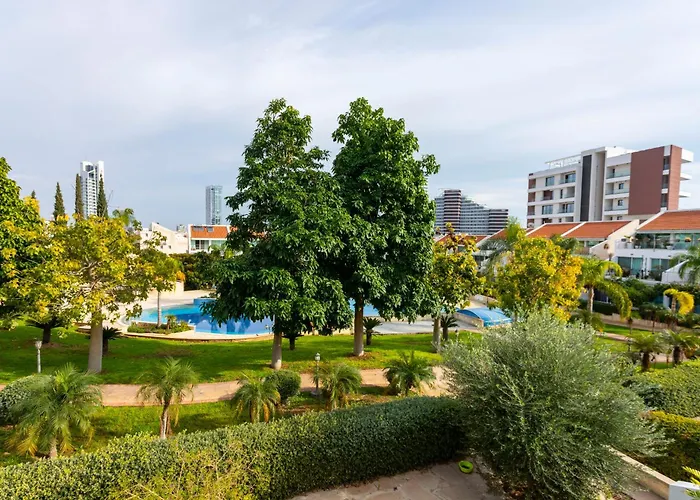 Bay View Gardens By Trulycyprus Λεμεσός