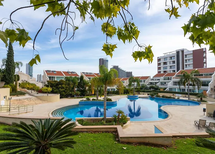 Bay View Gardens By Trulycyprus Apartmán *