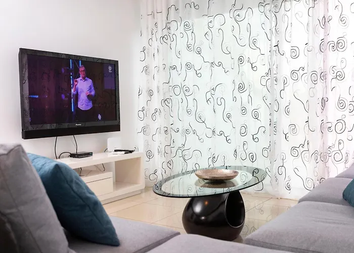 Bay View Gardens By Trulycyprus Διαμέρισμα